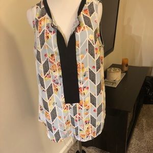 CaBi super cute floral top